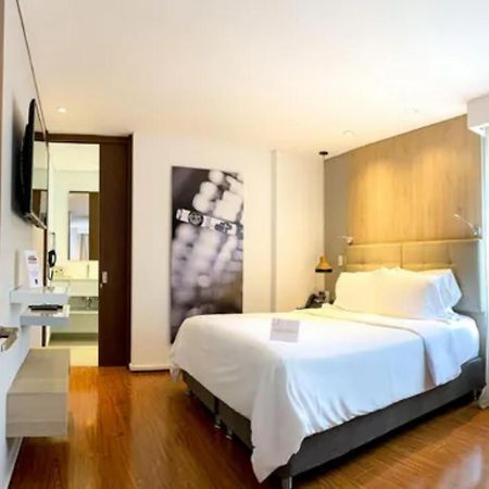 Quo Quality Hotel Manizales Exterior foto Deluxe Room