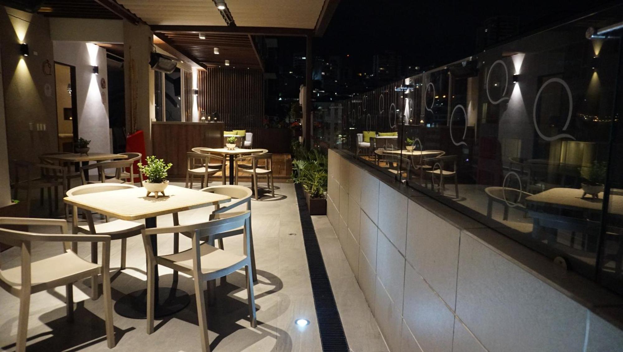 Quo Quality Hotel Manizales Exterior foto The interior of the lounge