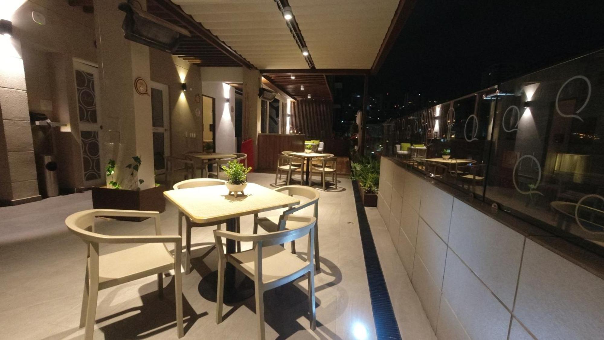 Quo Quality Hotel Manizales Exterior foto The interior of the lounge